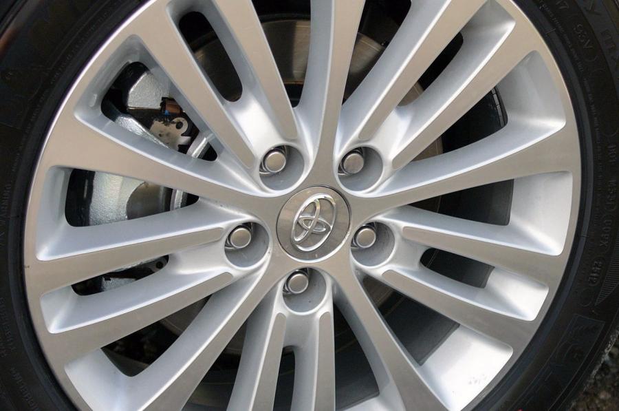  Toyota Avalon 2013 года  (фото 34 из 54)